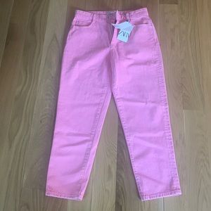 Zara NWT pink mom fit jeans. High-waisted jeans.  Washed effect.